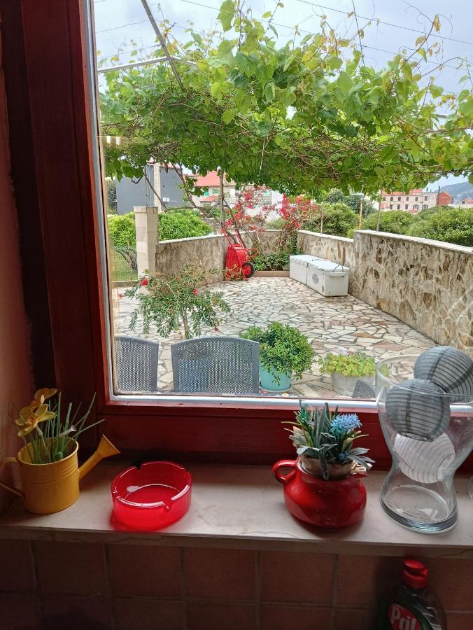 Apartments Popaj コミジャ エクステリア 写真