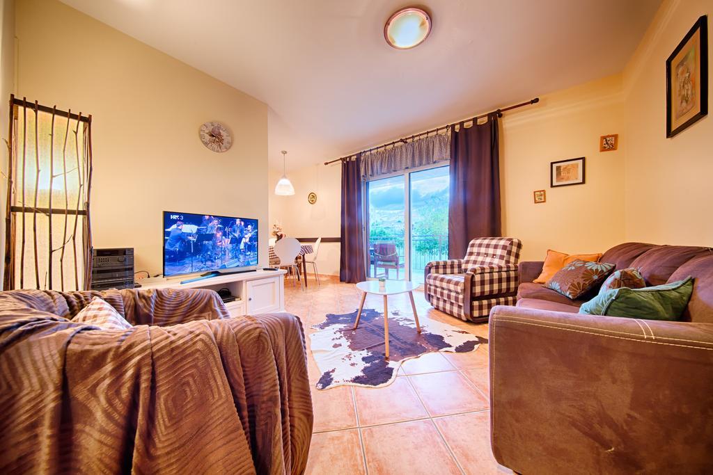 Apartments Popaj コミジャ エクステリア 写真